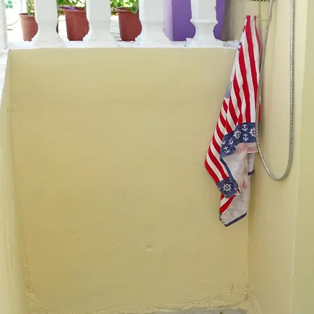 Marchie's Place - Spacious One Bedroom For Rent On Island Skopelos Town